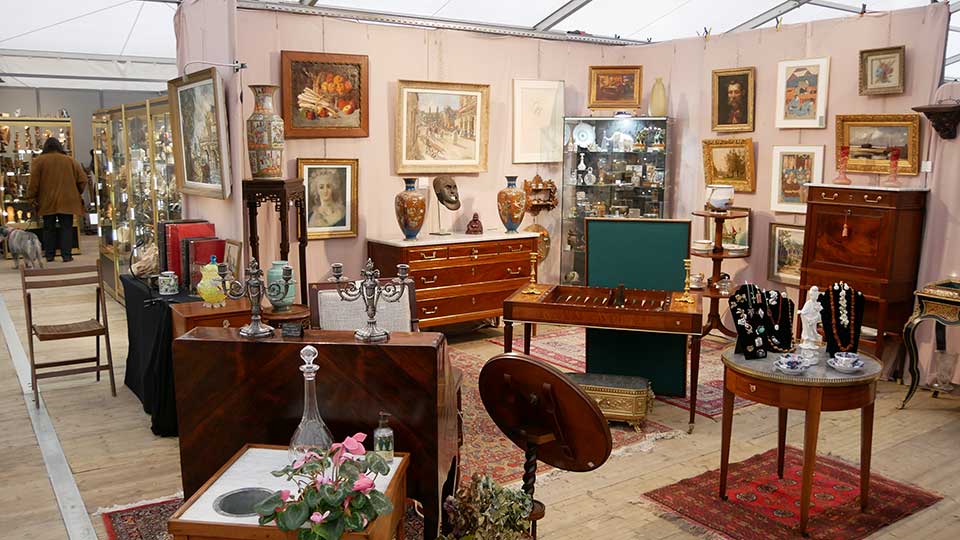 Le Savoir de Marie au salon des Antiquaires Antiqua Châtel-Guyon 2021