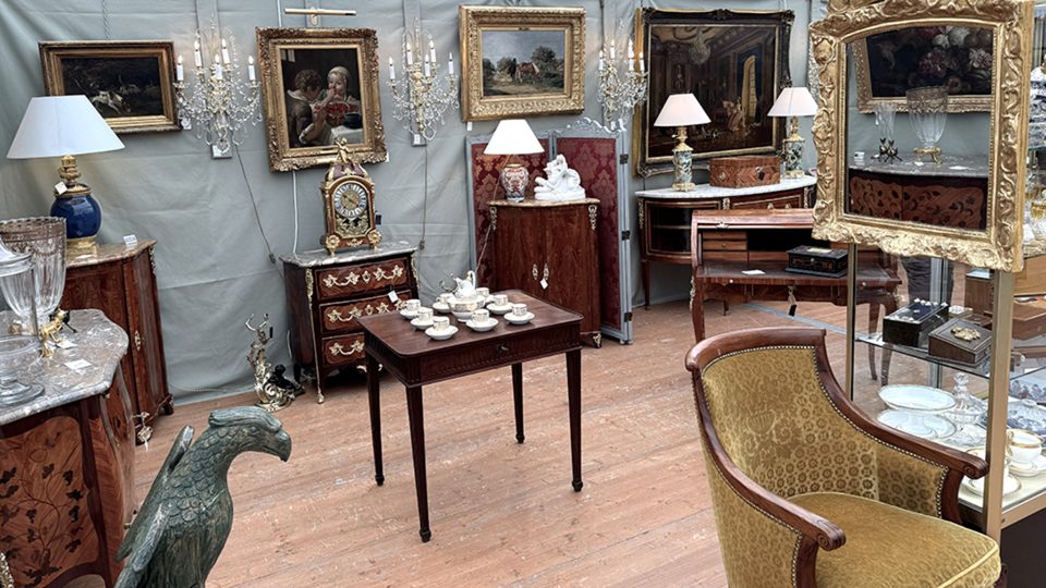 salon des Antiquaires Antiqua Châtel-Guyon Auvergne 2025