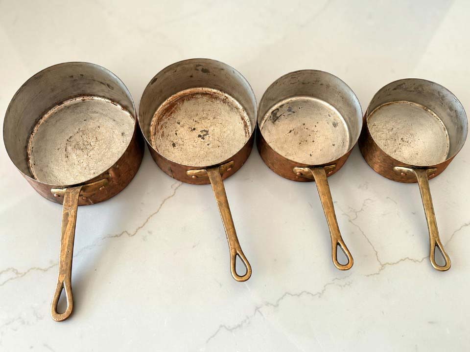 Série de casseroles en cuivre avant étamage intérieur