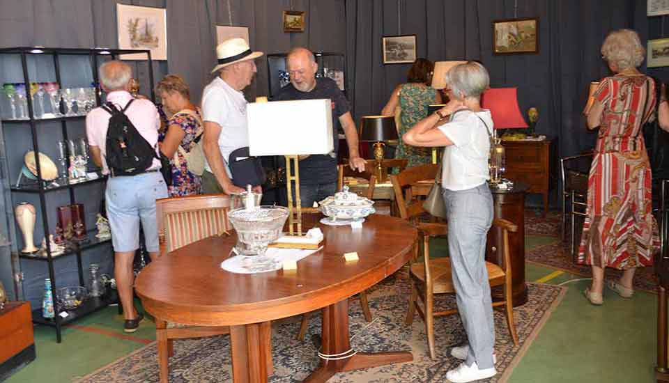 antiquites brocante allanche cantal auvergne 2022