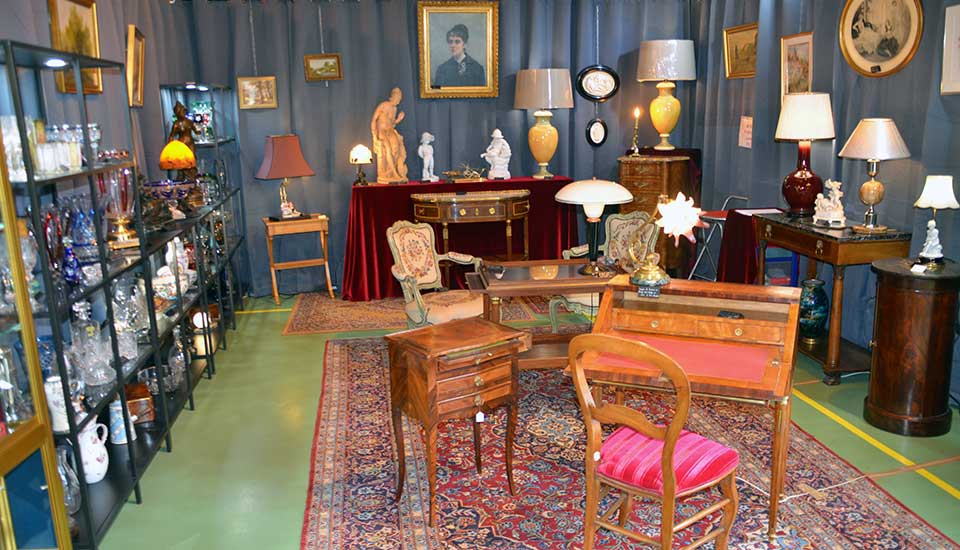 antiquites brocante allanche cantal auvergne 2023