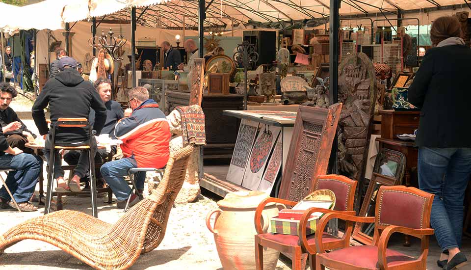 antiquites brocante allanche cantal auvergne 2023